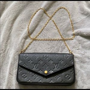 AUTHENTIC Louis Vuitton Pochette Felicie